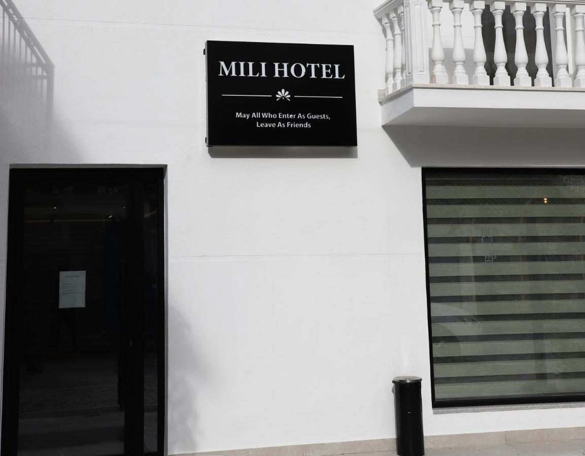 Mili Hotel Berat Exteriör bild
