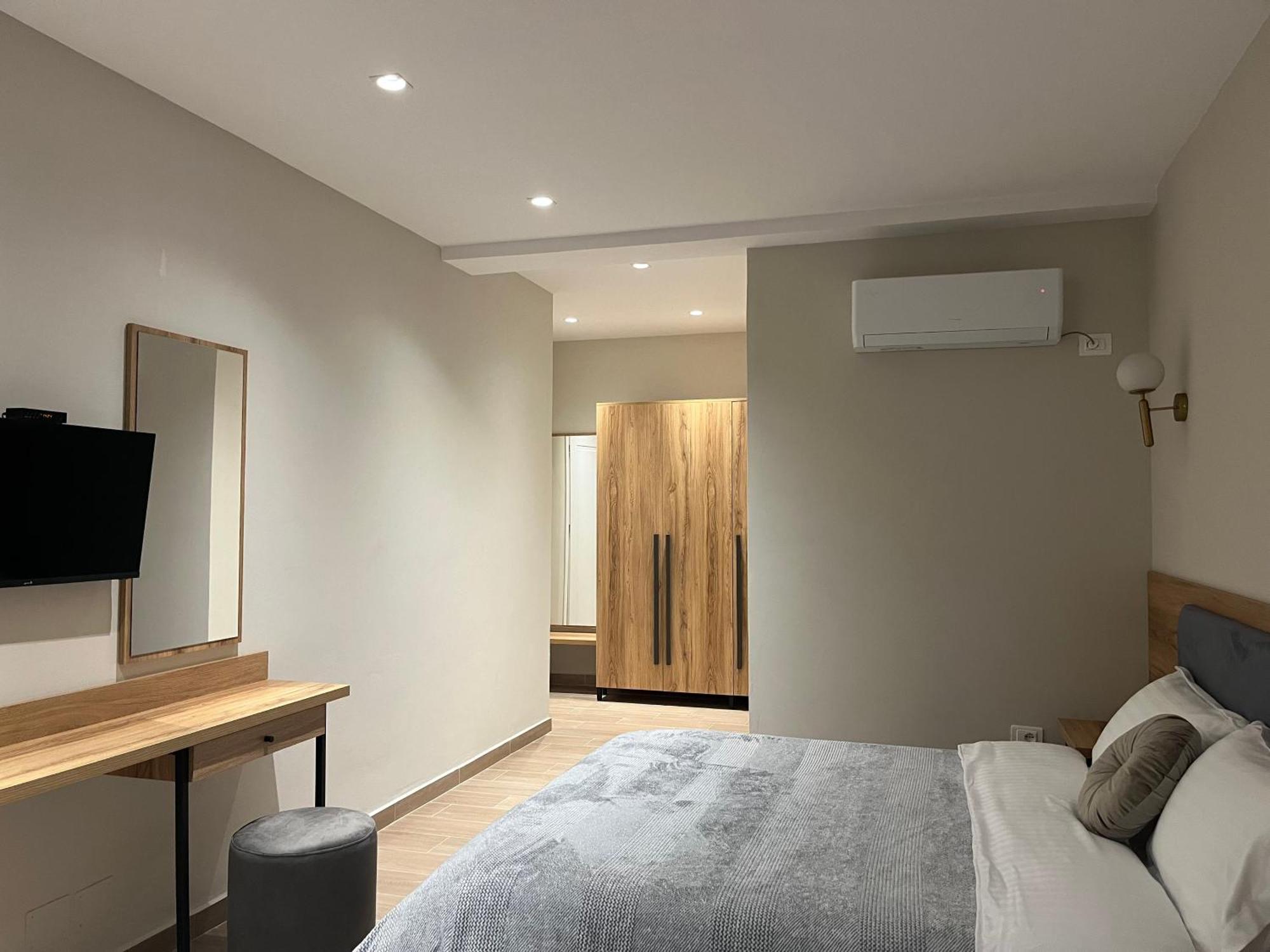 Mili Hotel Berat Exteriör bild